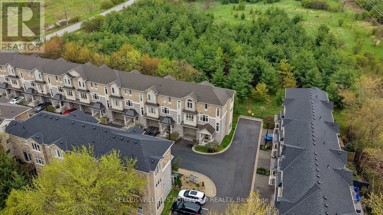 2016 Deerview Common, Oakville, ON - Outdoor With View