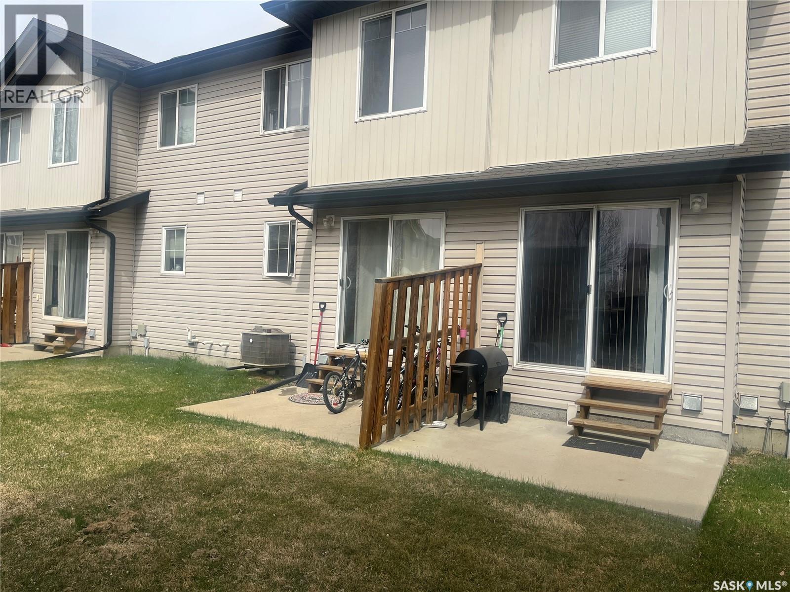 207 303 Slimmon Place, Saskatoon, SK - Outdoor With Deck Patio Veranda With Exterior