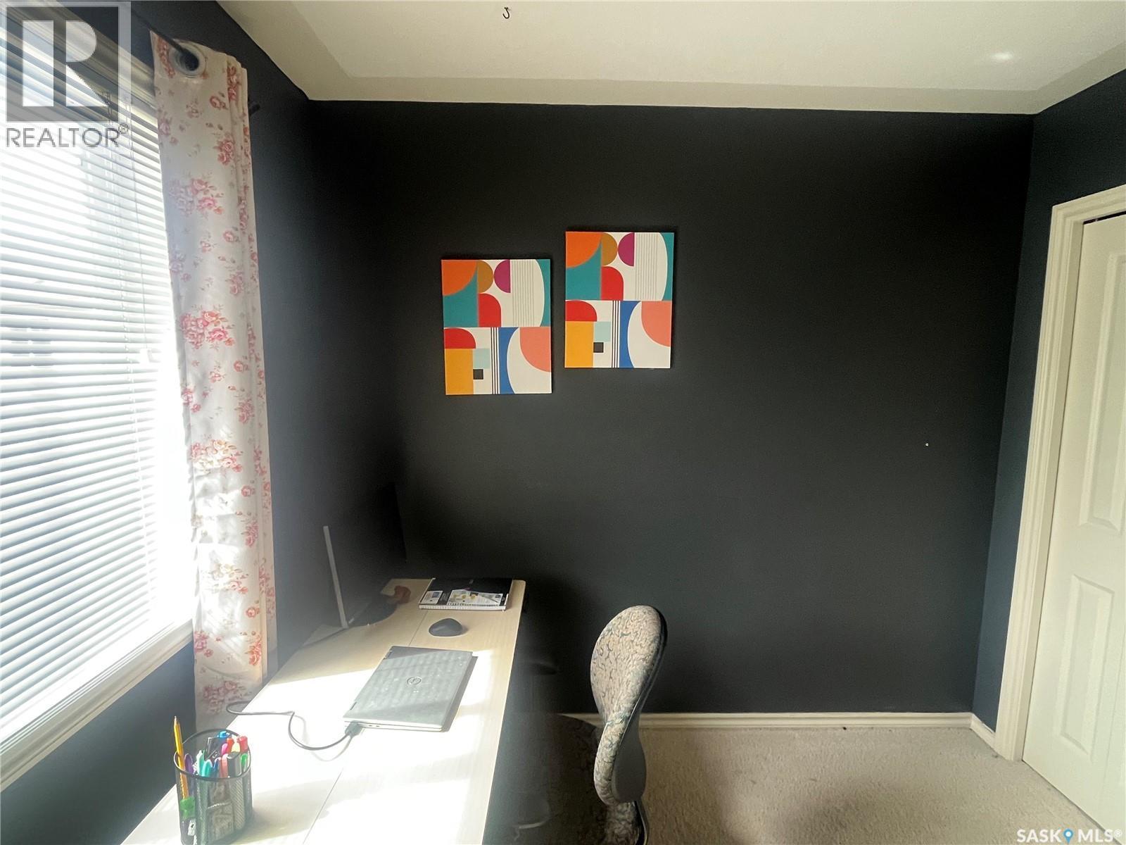 207 303 Slimmon Place, Saskatoon, SK - Indoor