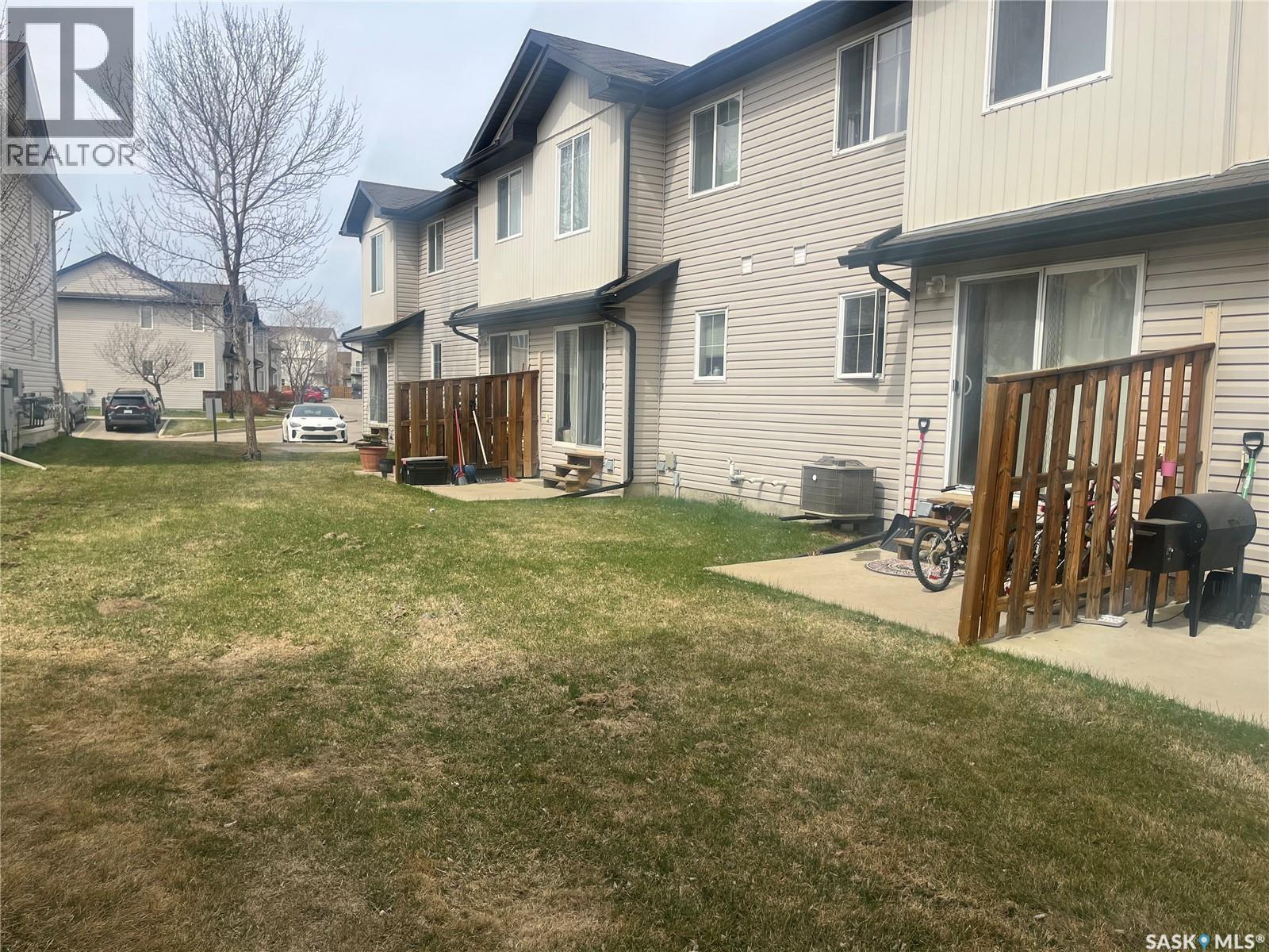 207 303 Slimmon Place, Saskatoon, SK - Outdoor With Deck Patio Veranda