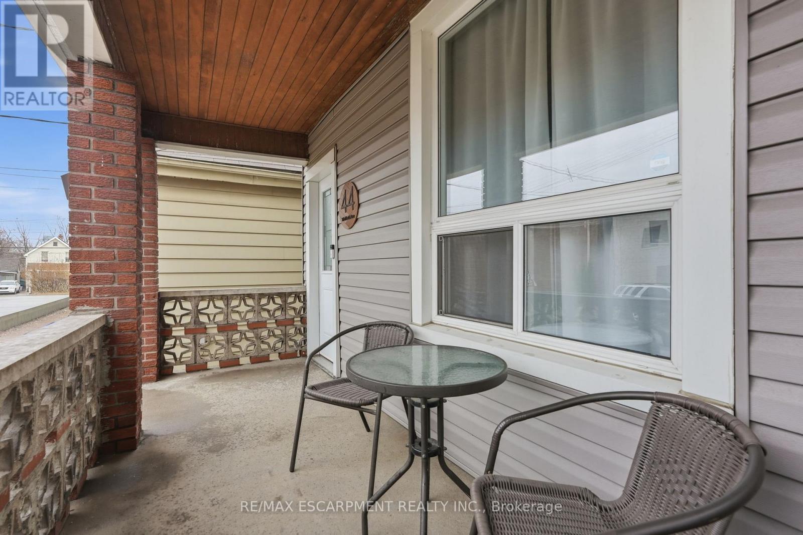44 Whitfield Avenue, Hamilton, ON - Outdoor With Exterior
