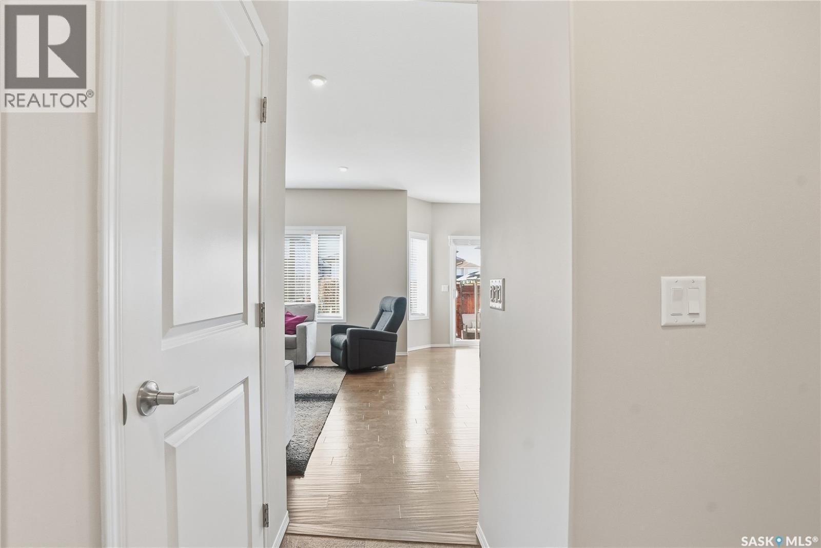 983 Pringle Cove, Saskatoon, SK - Indoor Photo Showing Other Room