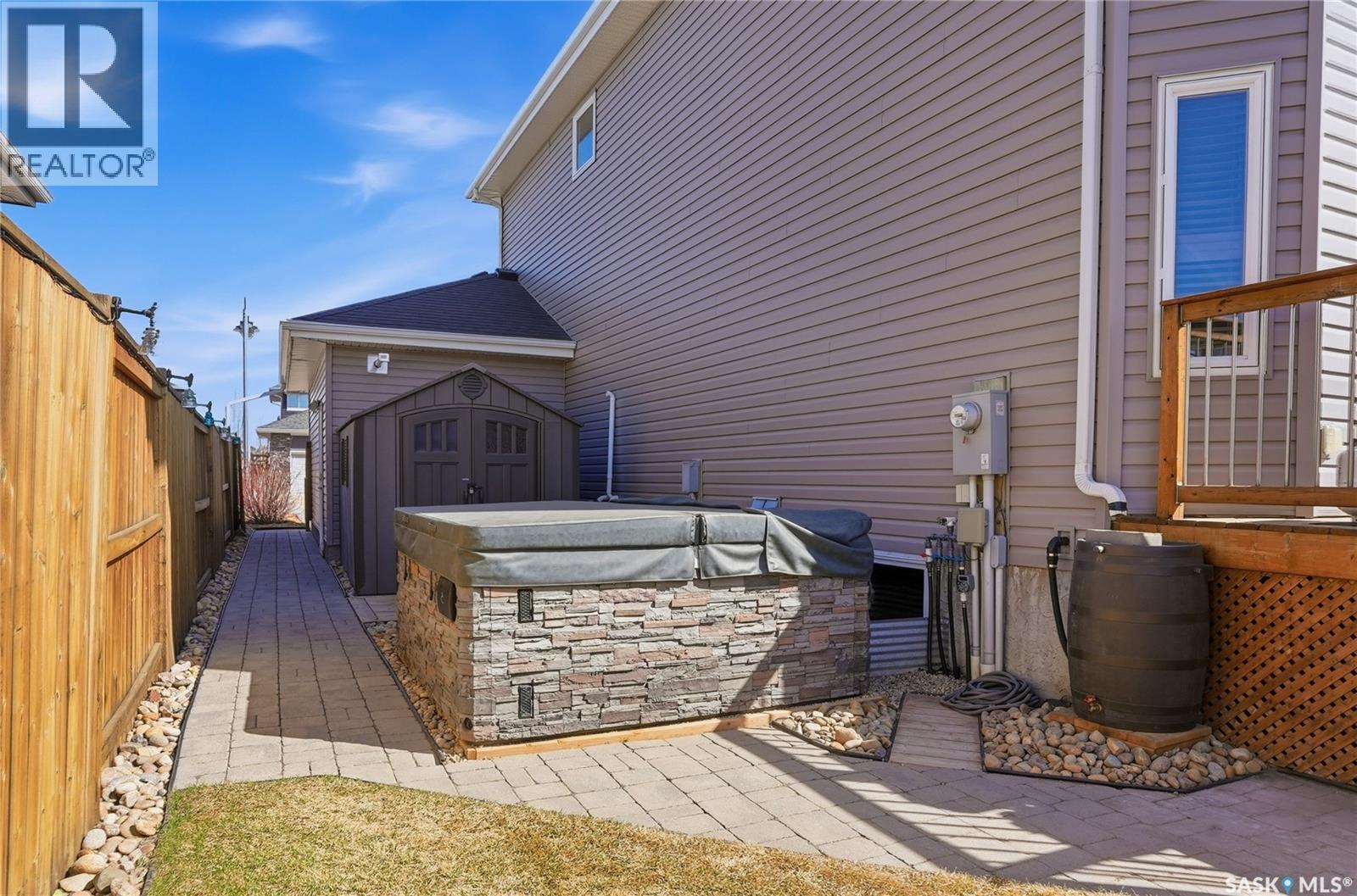 983 Pringle Cove, Saskatoon, SK - Outdoor With Deck Patio Veranda With Exterior