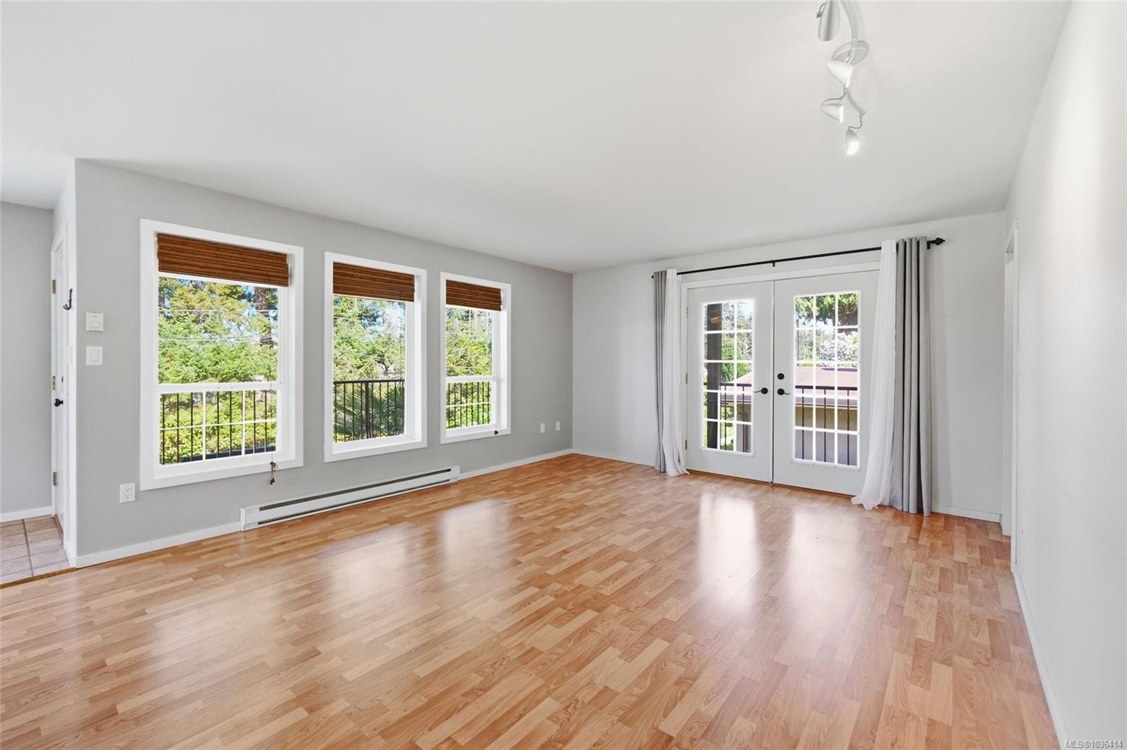 3970 Bovanis Rd, Bowser, BC