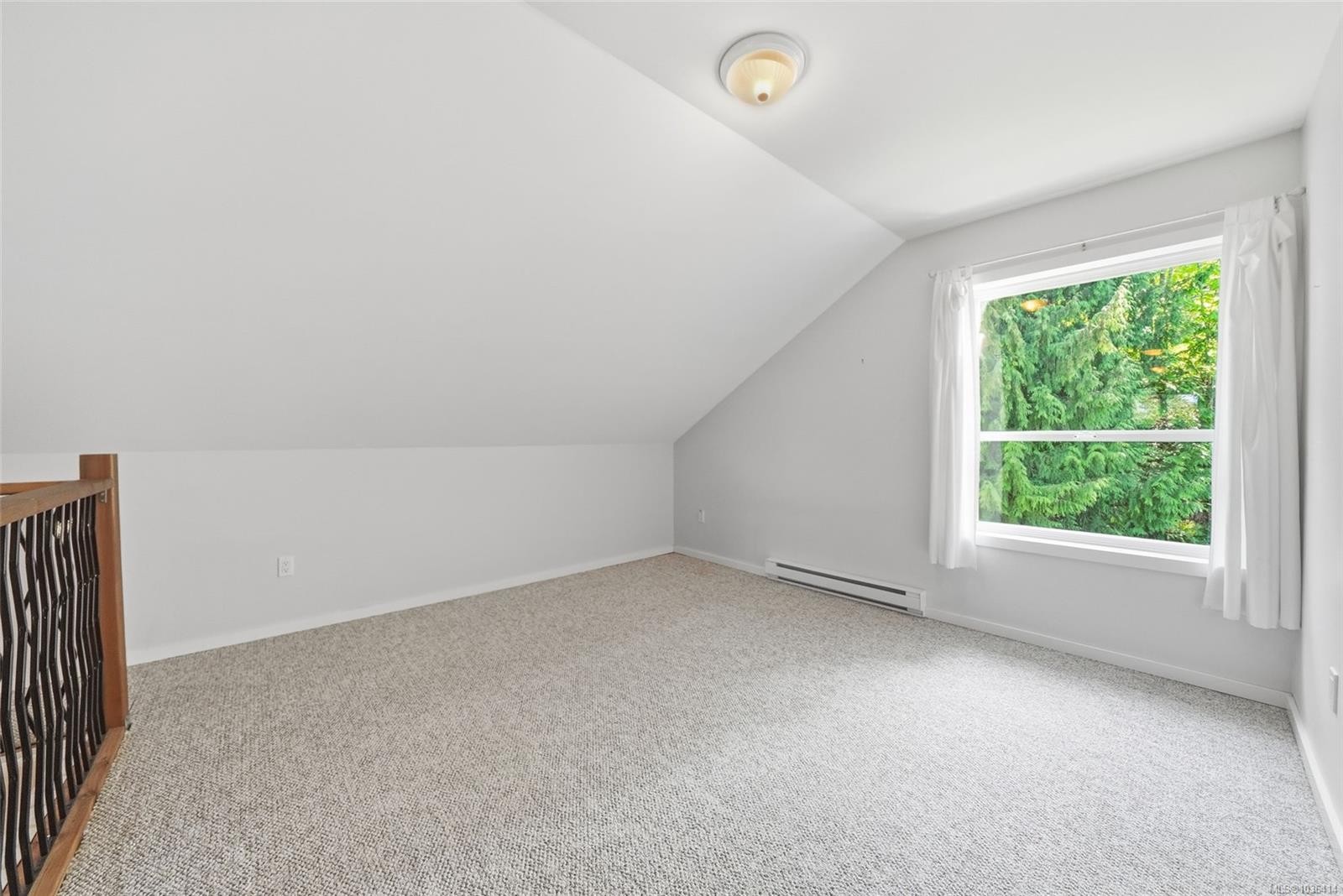 3970 Bovanis Rd, Bowser, BC