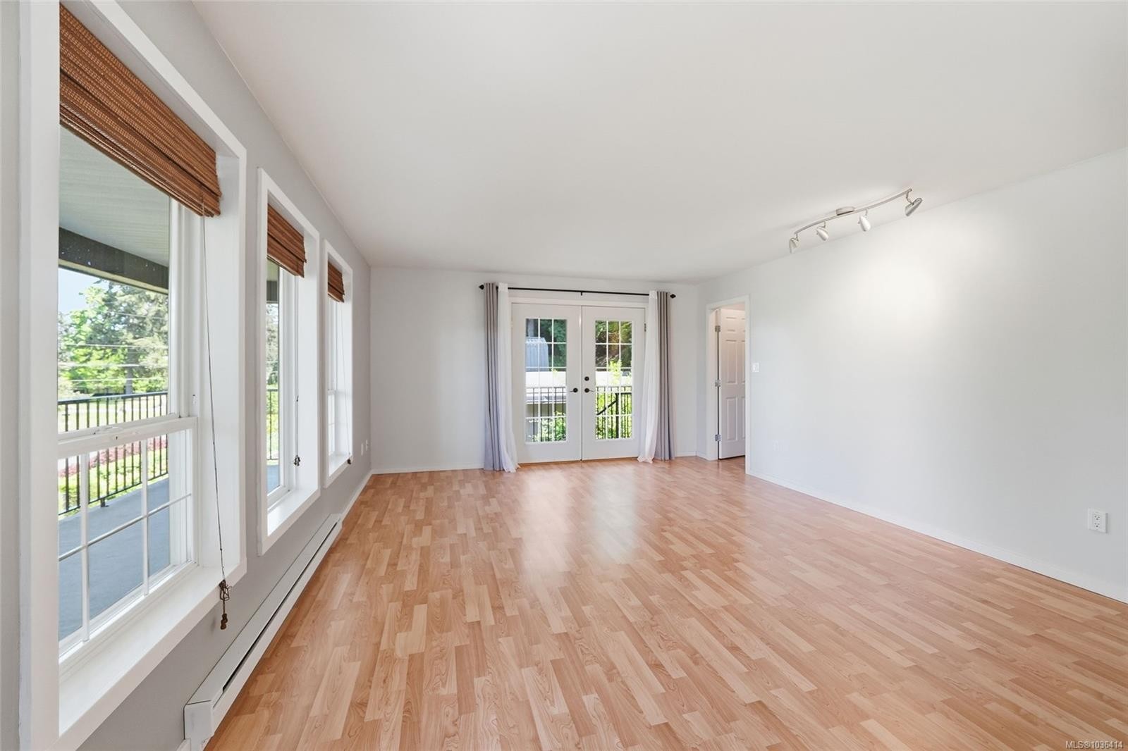 3970 Bovanis Rd, Bowser, BC