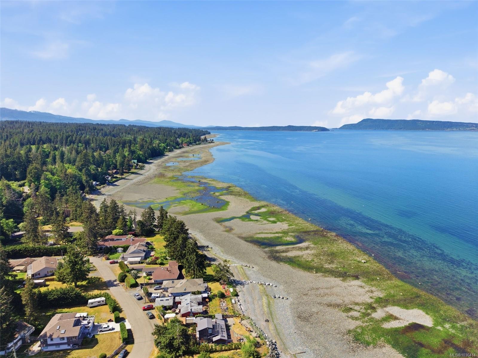 3970 Bovanis Rd, Bowser, BC