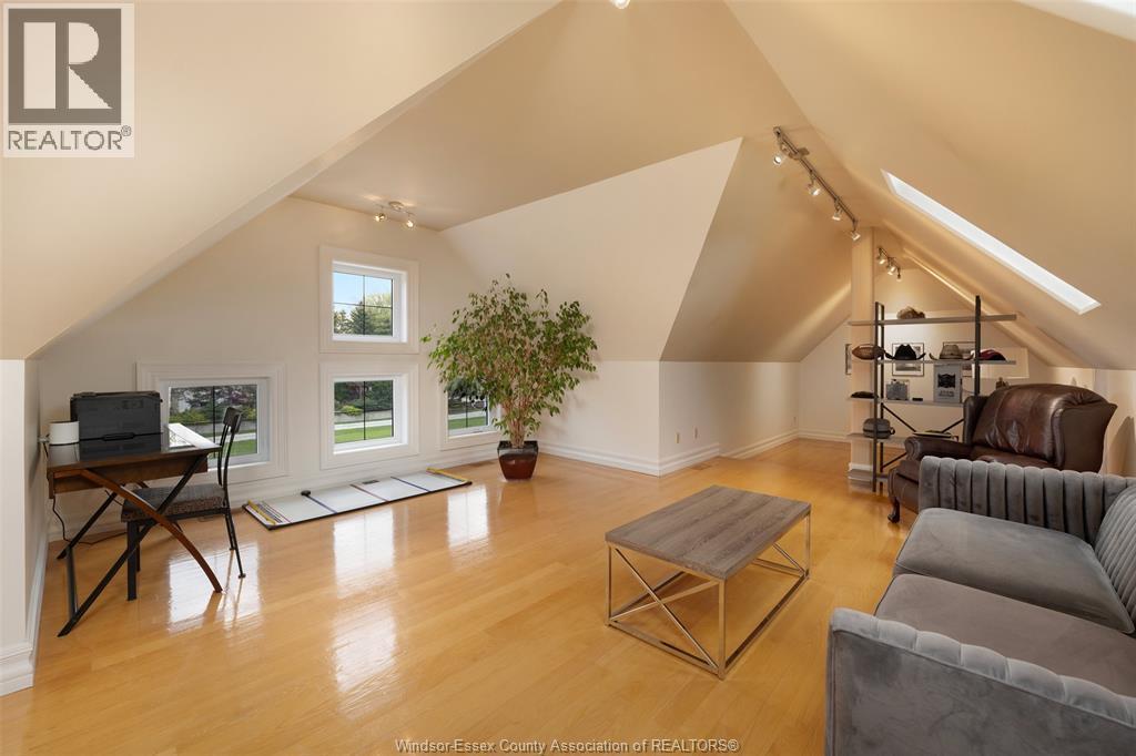 1740 Caille Avenue, Lakeshore, ON - Indoor