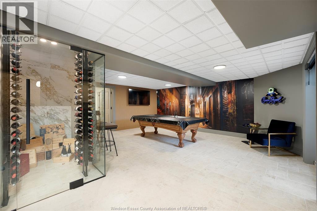 1740 Caille Avenue, Lakeshore, ON - Indoor Photo Showing Basement