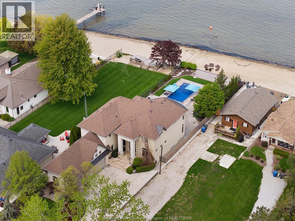 1740 Caille Avenue, Lakeshore, ON - Outdoor With View