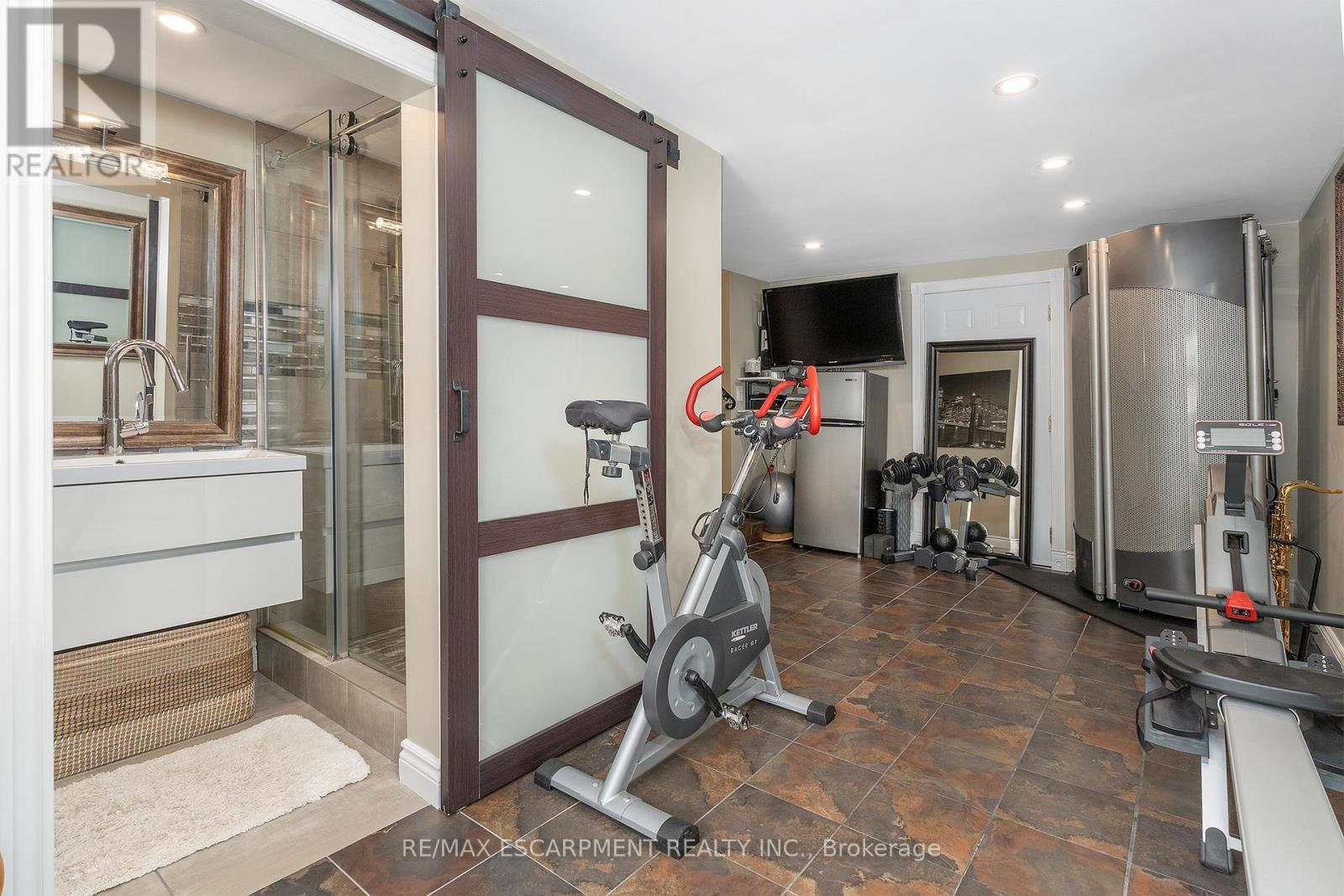 193 Pine Cove Road, Burlington, ON - Indoor Photo Showing Gym Room