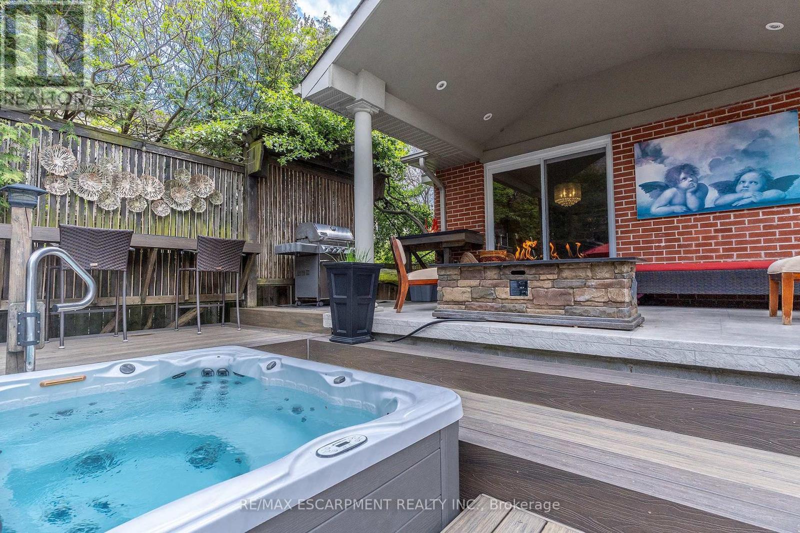 193 Pine Cove Road, Burlington, ON - Outdoor With Deck Patio Veranda