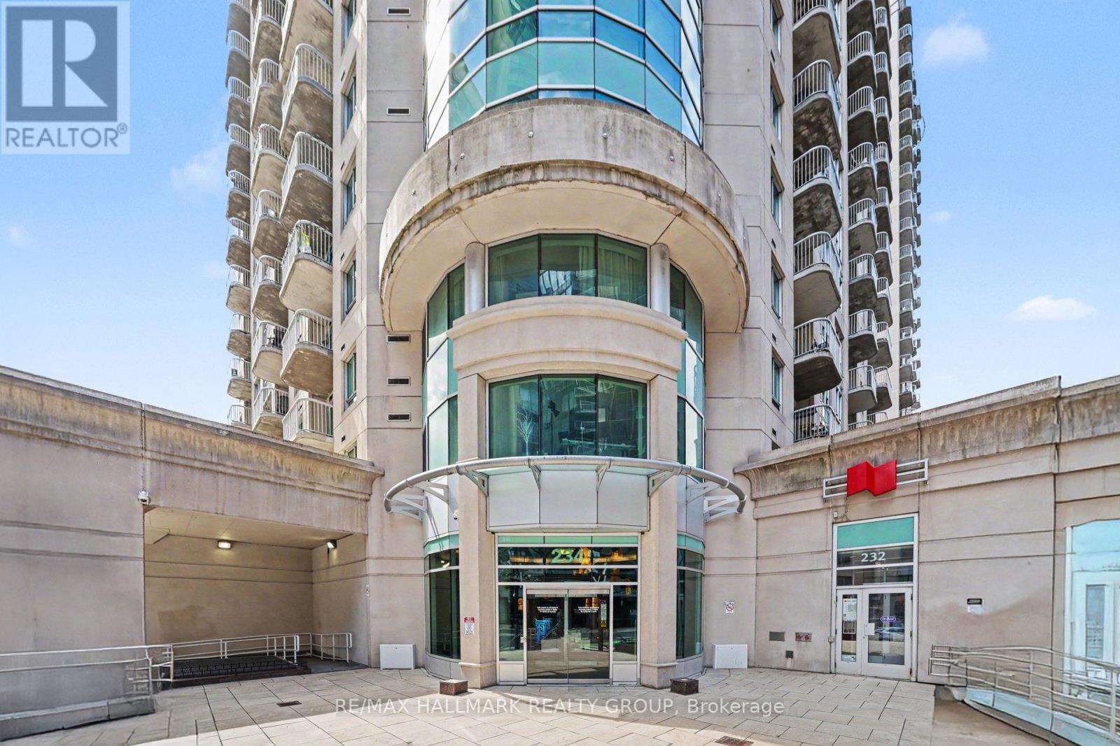 1304A - 234 Rideau Street, Ottawa, ON - Outdoor