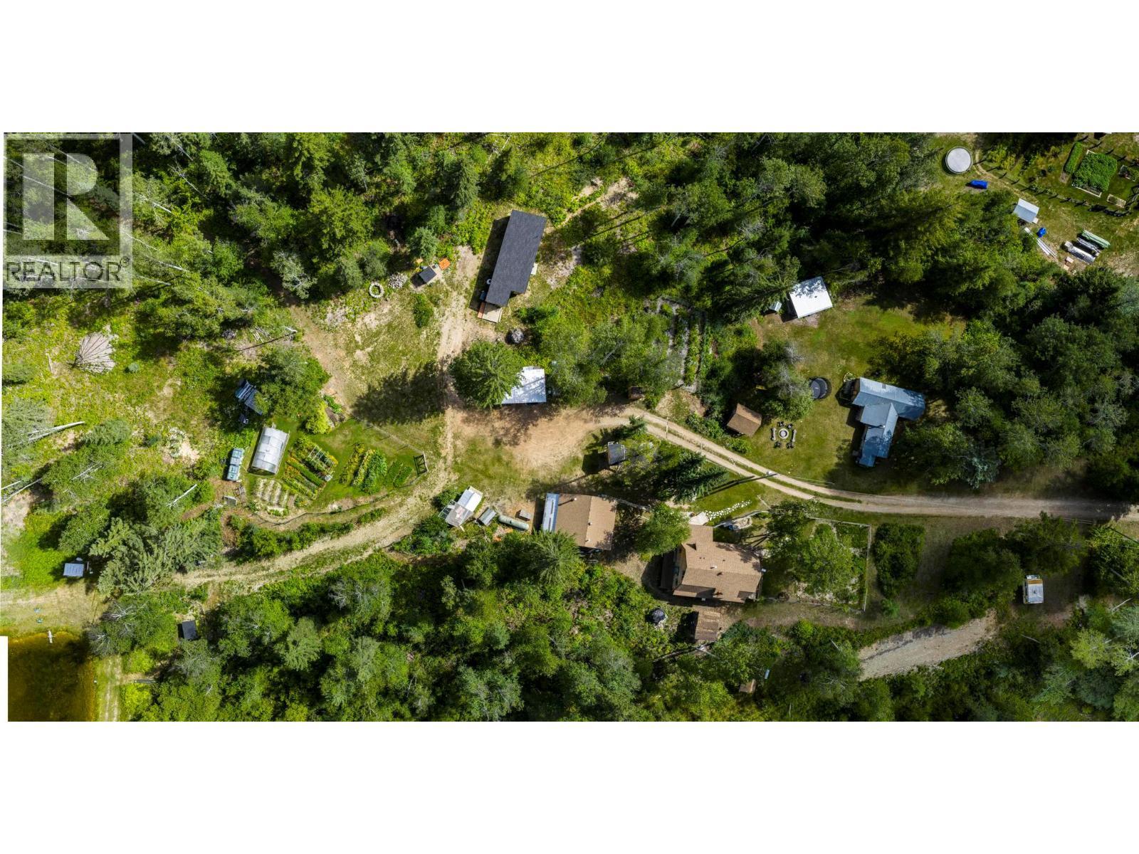 2487 Seward Rd, Golden, BC