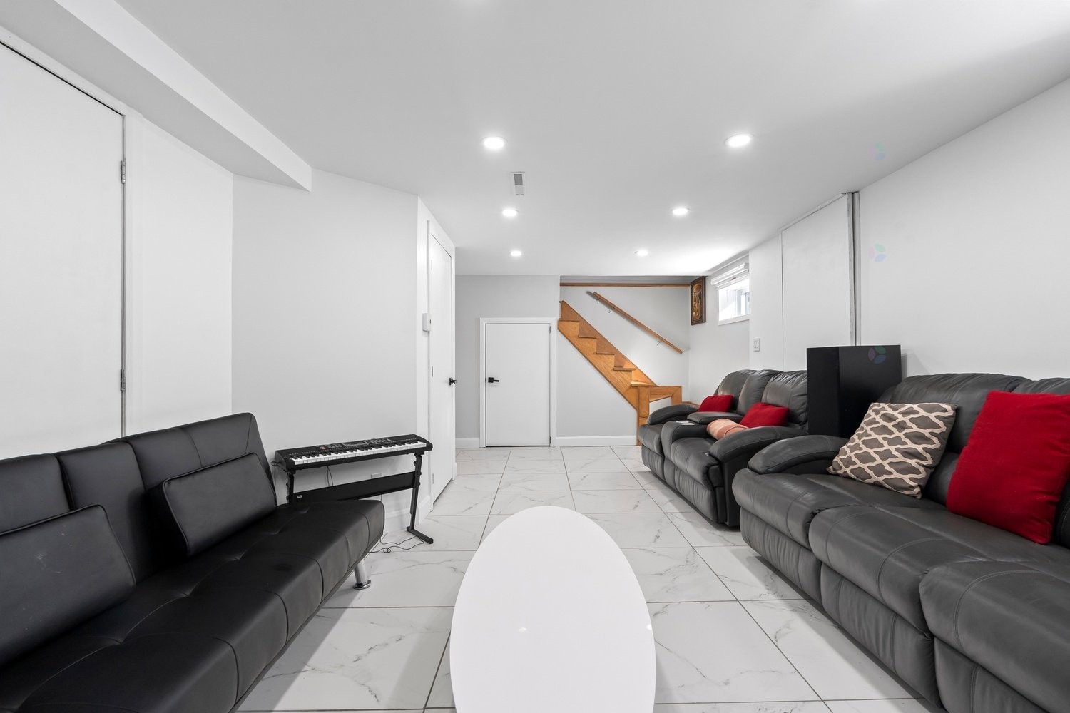 Salle familiale - 6705 Rue Rivière, Laval (Auteuil), QC - Indoor Photo Showing Other Room