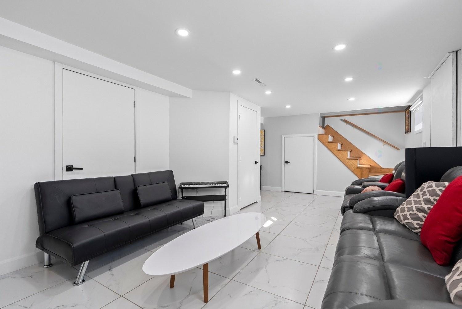 Salle familiale - 6705 Rue Rivière, Laval (Auteuil), QC - Indoor