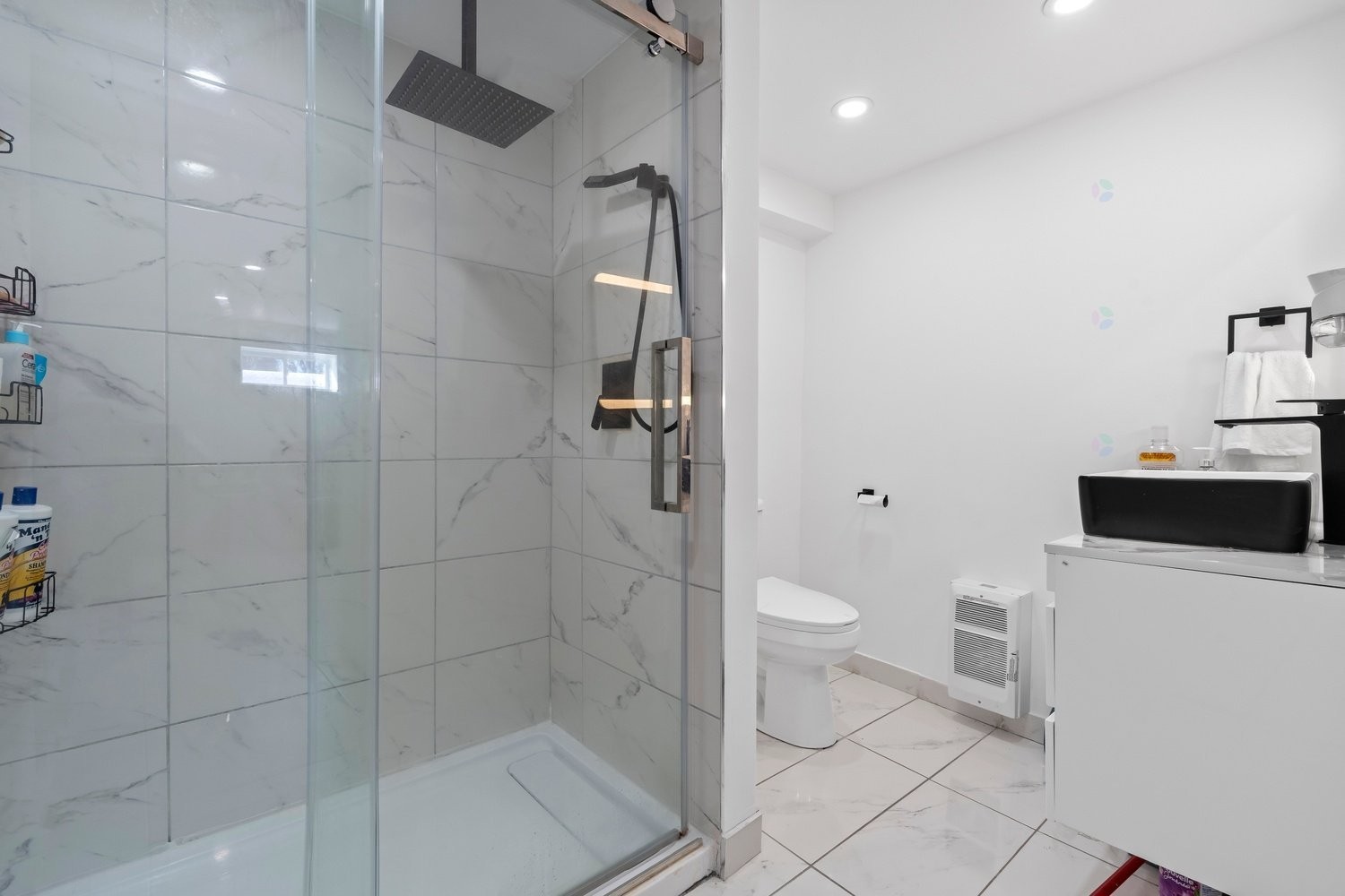 Salle de bains - 6705 Rue Rivière, Laval (Auteuil), QC - Indoor Photo Showing Bathroom