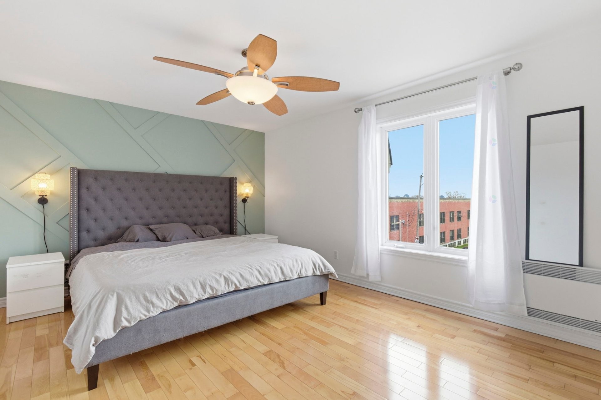 Chambre à coucher principale - 305-2502 Rue Bossuet, Montréal (Mercier/Hochelaga-Maisonneuve), QC - Indoor Photo Showing Bedroom