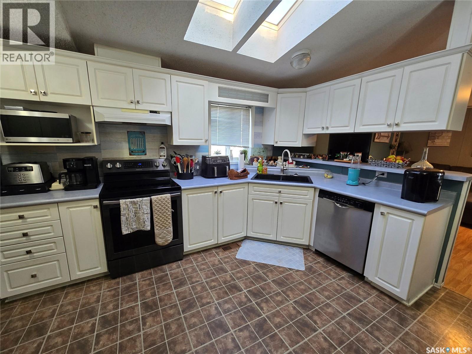 38 Prairie Sun Court, Swift Current, SK