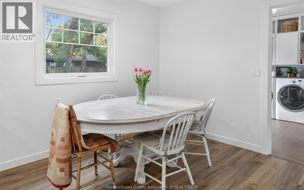 214 Coronado, Tecumseh, ON - Indoor Photo Showing Dining Room