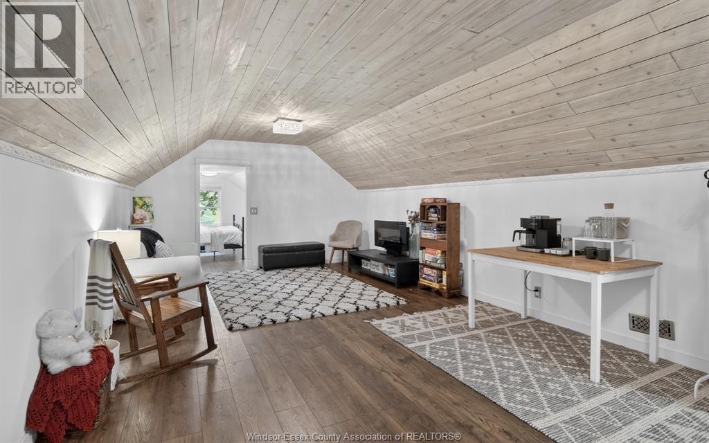 214 Coronado, Tecumseh, ON - Indoor