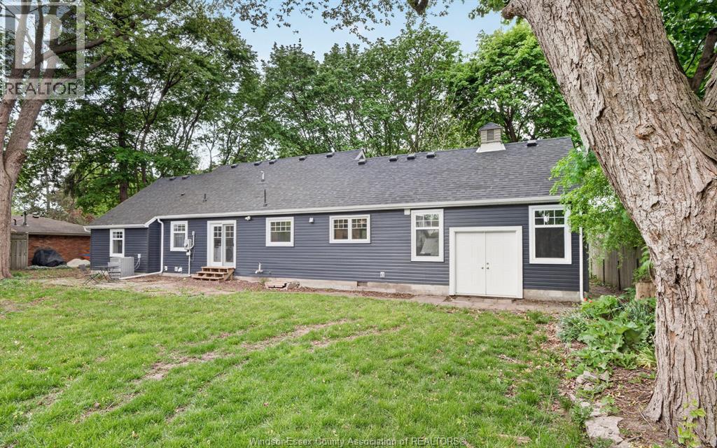 214 Coronado, Tecumseh, ON - Outdoor
