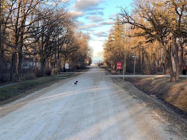 216 3Rd Ave, Winnipeg Beach, MB