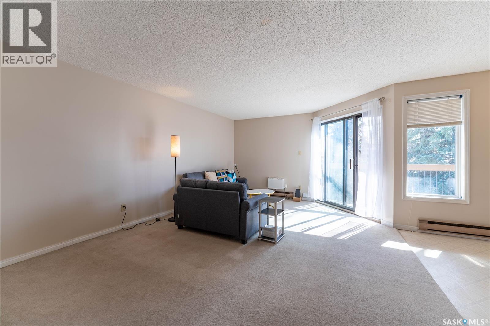 303 302 Tait Crescent, Saskatoon, SK - Indoor