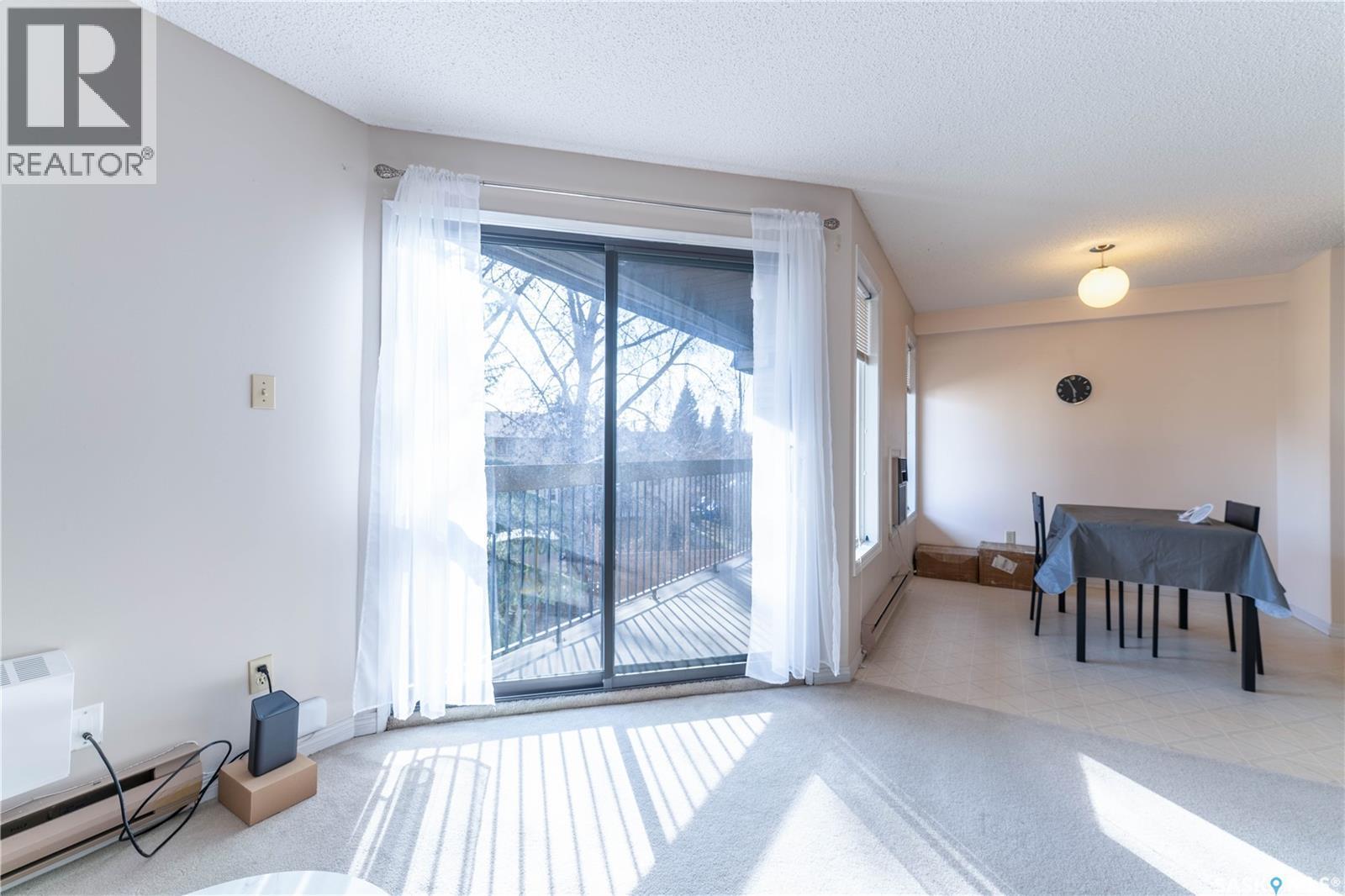 303 302 Tait Crescent, Saskatoon, SK - Indoor