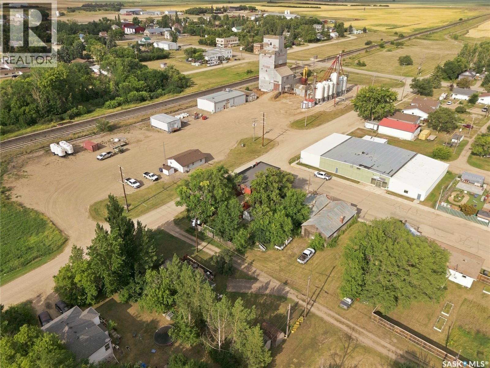1002 9Th Street, Perdue, SK - Outdoor With View