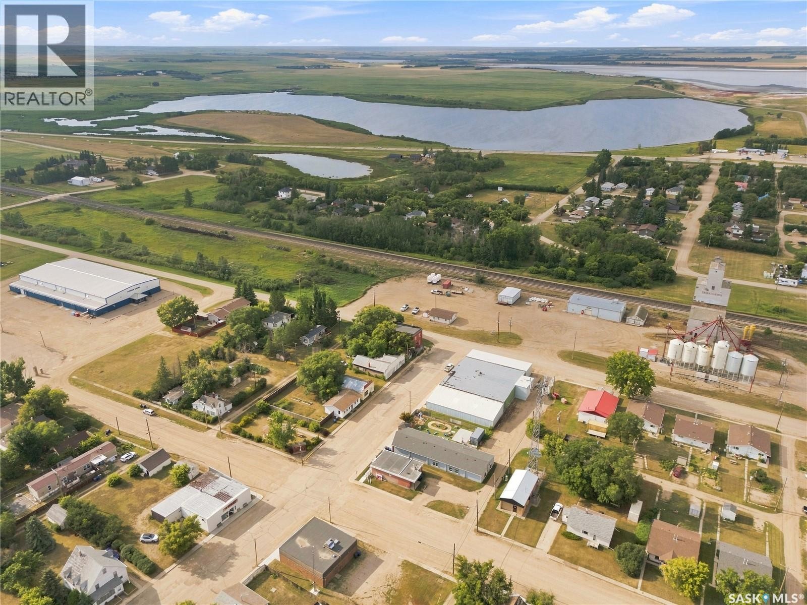 1002 9Th Street, Perdue, SK - Outdoor With View