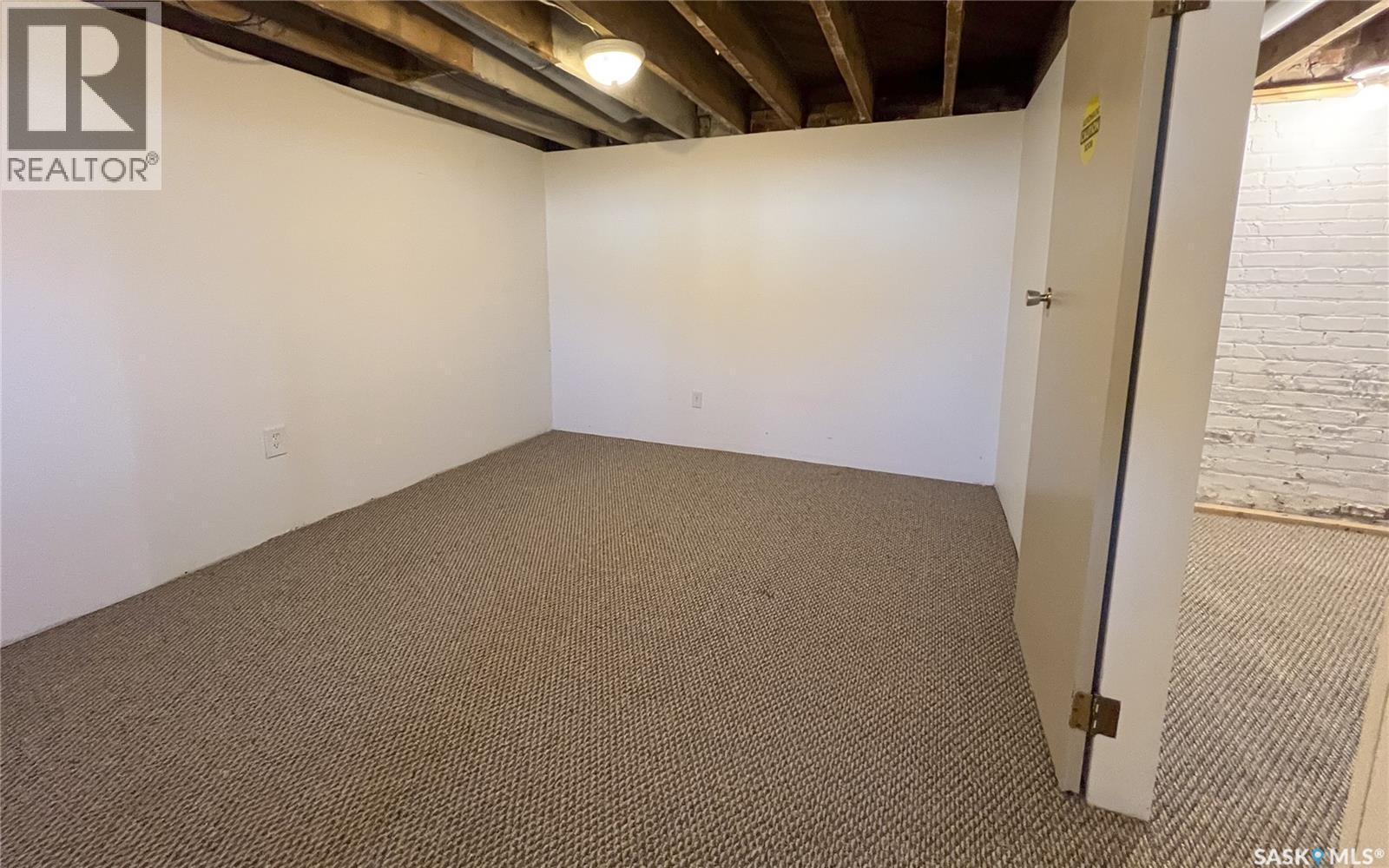 1002 9Th Street, Perdue, SK - Indoor Photo Showing Basement