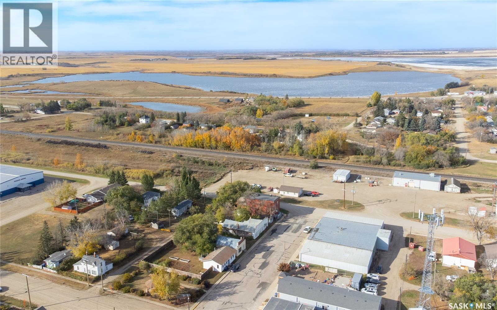 1002 9Th Street, Perdue, SK - Outdoor With View
