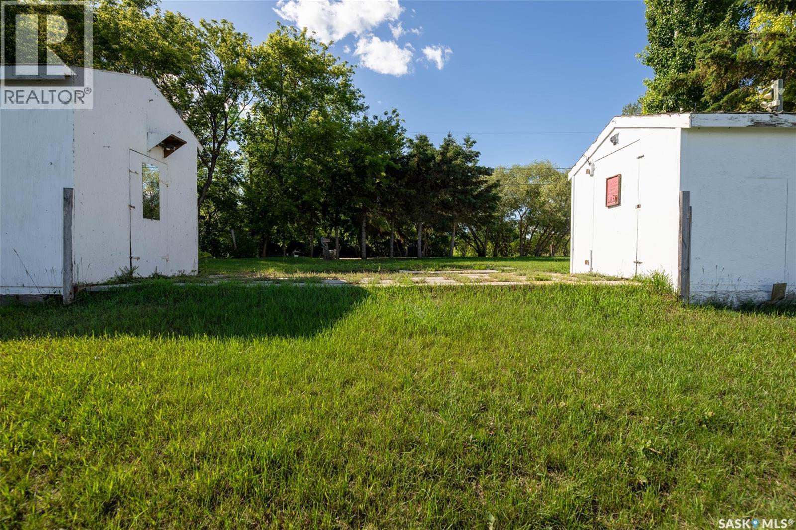 61 Lake Avenue, Jackfish Lake, SK