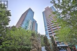 212 - 80 WESTERN BATTERY ROAD Toronto, ON M6K 3S1