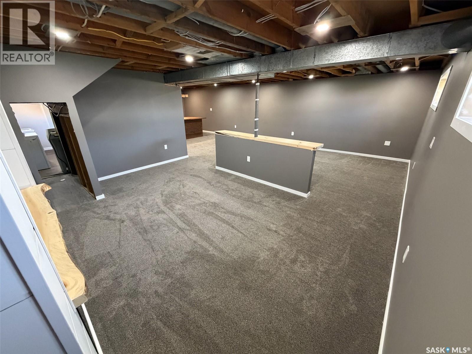 211 2Nd Street S, Cabri, SK - Indoor Photo Showing Basement