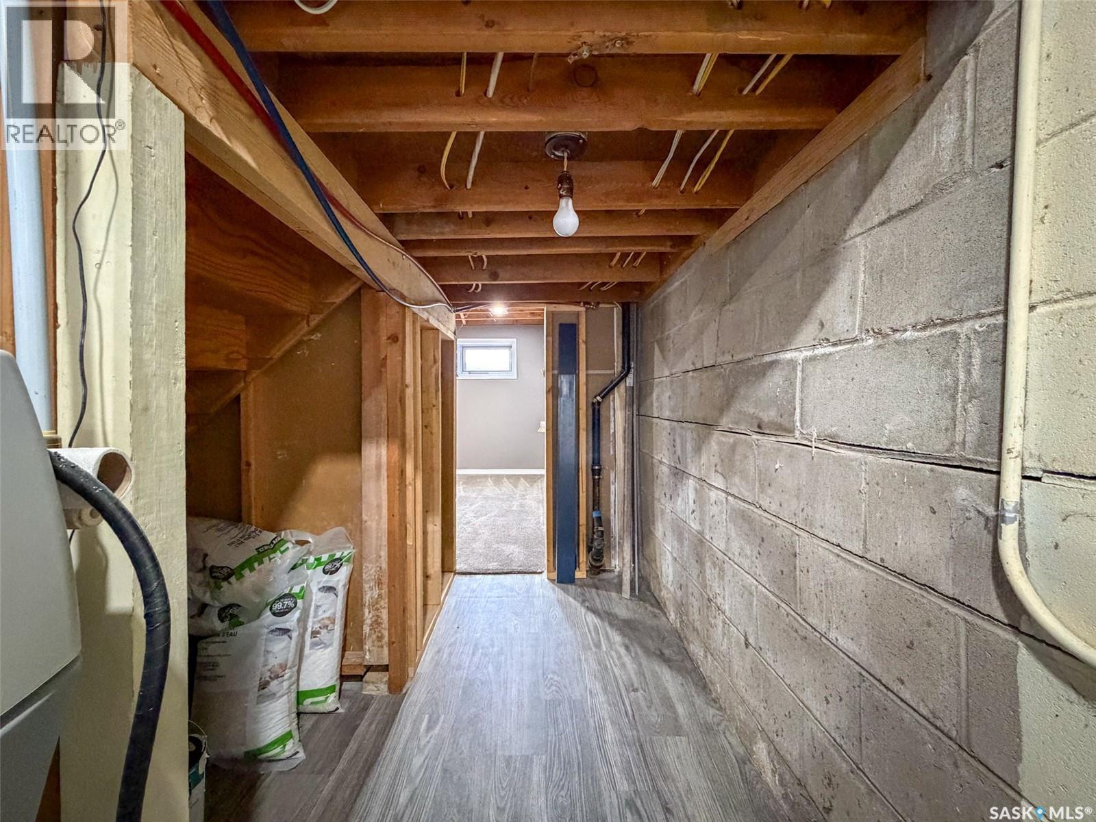 211 2Nd Street S, Cabri, SK - Indoor Photo Showing Basement