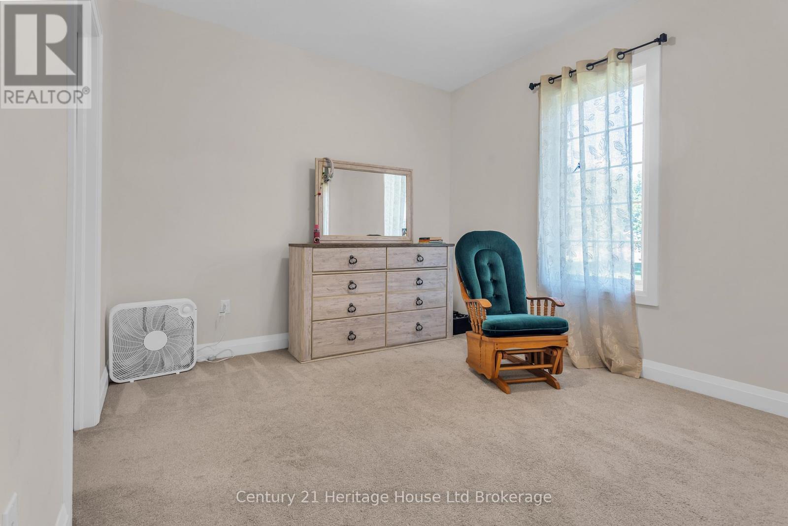 102 - 360 Quarter Town Line, Tillsonburg, ON - Indoor