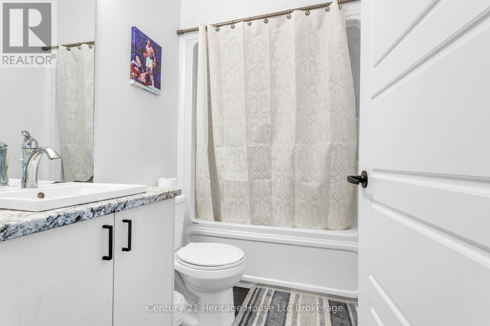 102 - 360 Quarter Town Line, Tillsonburg, ON - Indoor Photo Showing Bathroom