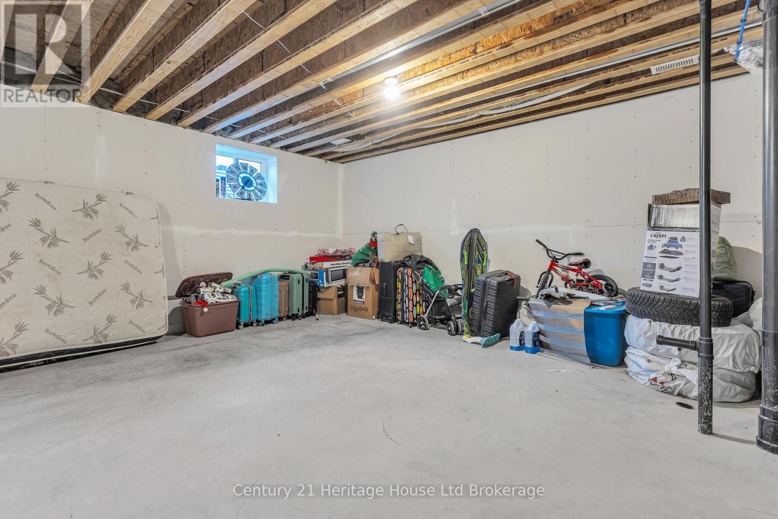 102 - 360 Quarter Town Line, Tillsonburg, ON - Indoor Photo Showing Basement
