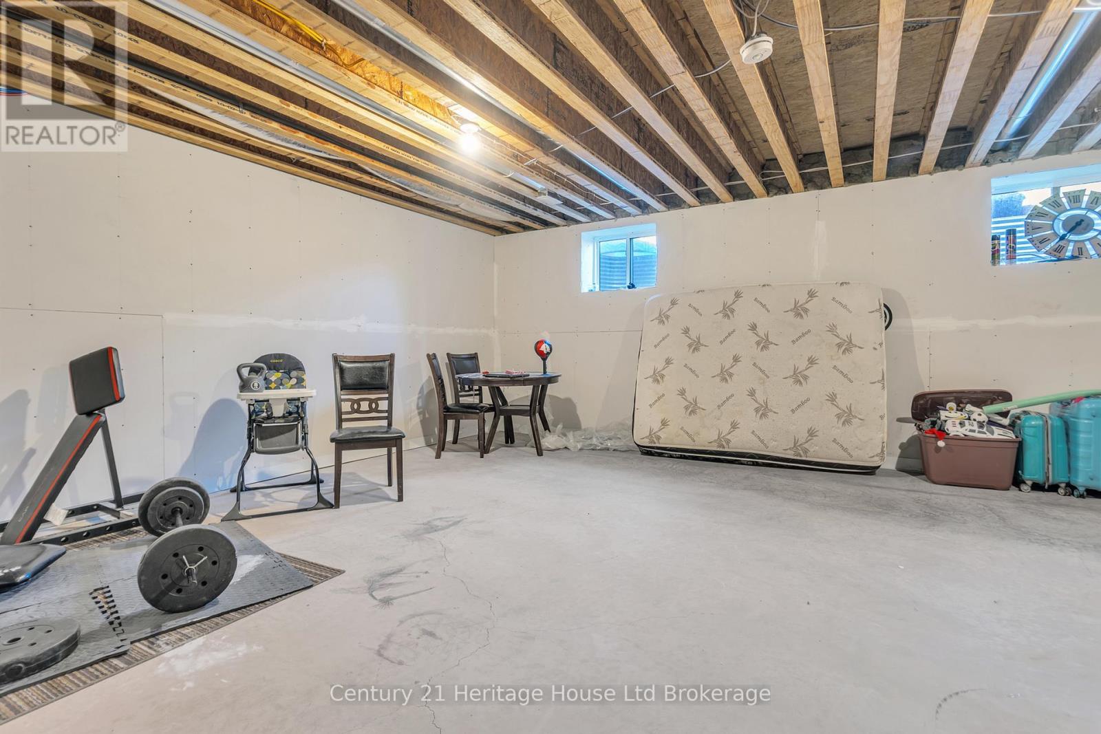 102 - 360 Quarter Town Line, Tillsonburg, ON - Indoor Photo Showing Basement