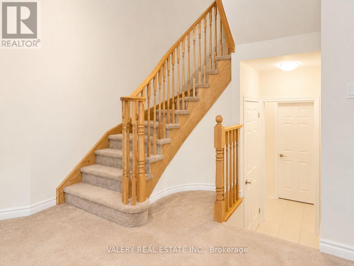 407 Linden Drive, Cambridge, ON - Indoor Photo Showing Other Room