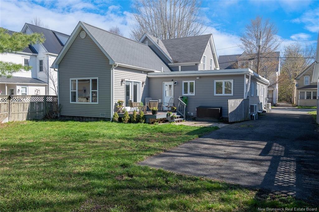 66 Charlotte St, Fredericton, NB