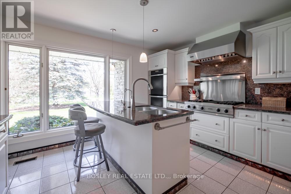 720 Lake Street, St. Catharines (Lakeshore), ON - Indoor Photo Showing Dining Room