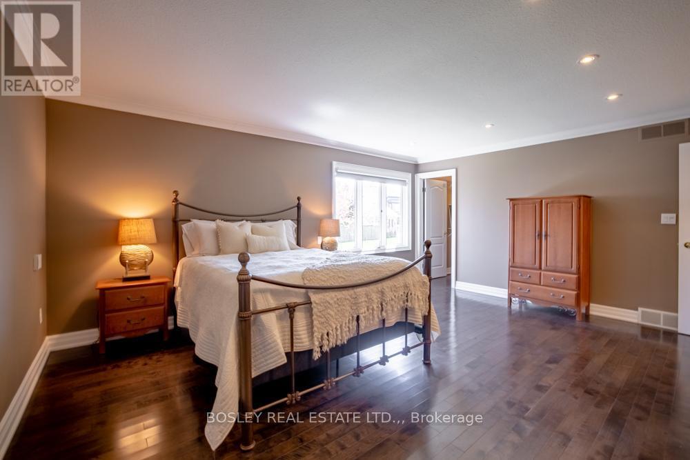 720 Lake Street, St. Catharines (Lakeshore), ON - Indoor Photo Showing Bathroom