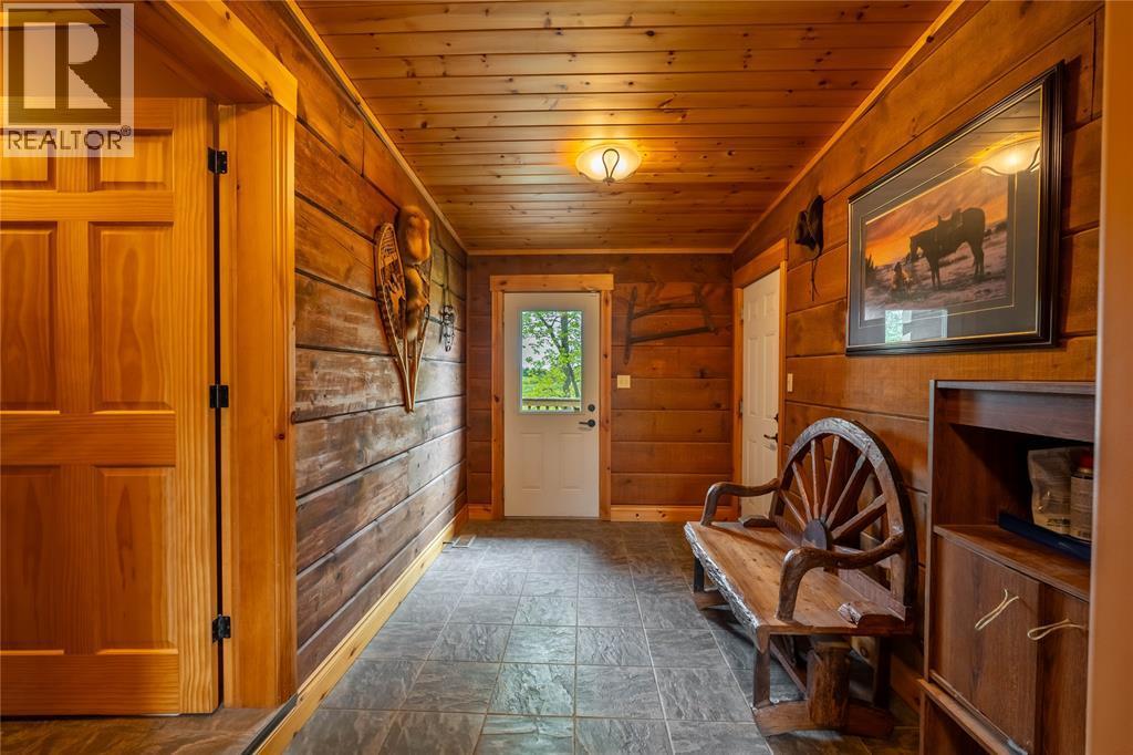 2507 Bickford Line, St Clair, ON - Indoor Photo Showing Other Room