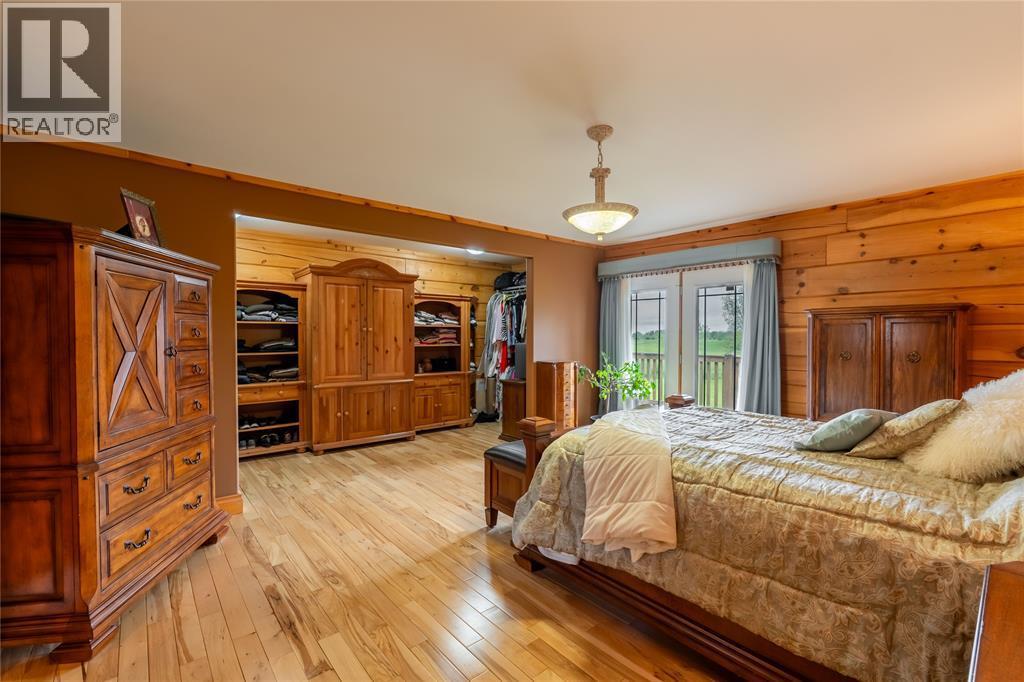 2507 Bickford Line, St Clair, ON - Indoor Photo Showing Bedroom