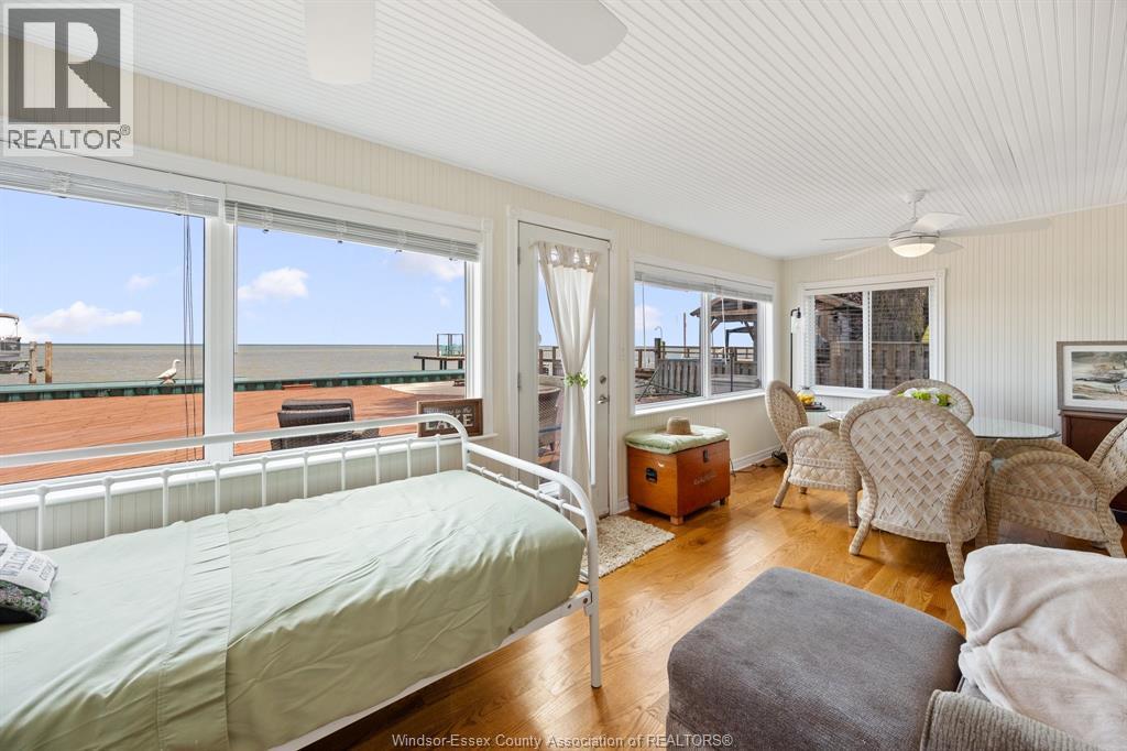 689 Ross Beach, Lakeshore, ON - Indoor