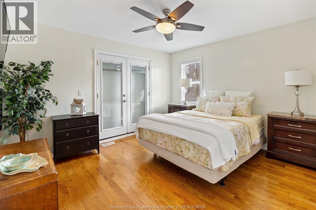 689 Ross Beach, Lakeshore, ON - Indoor Photo Showing Bedroom