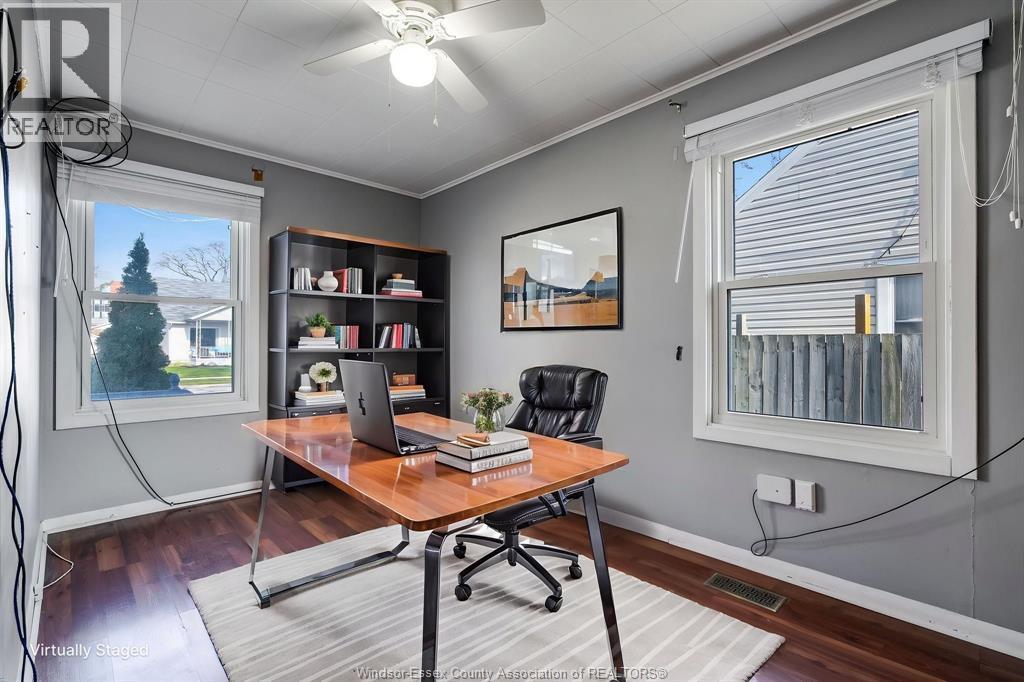 3759 Whitney, Windsor, ON - Indoor Photo Showing Office